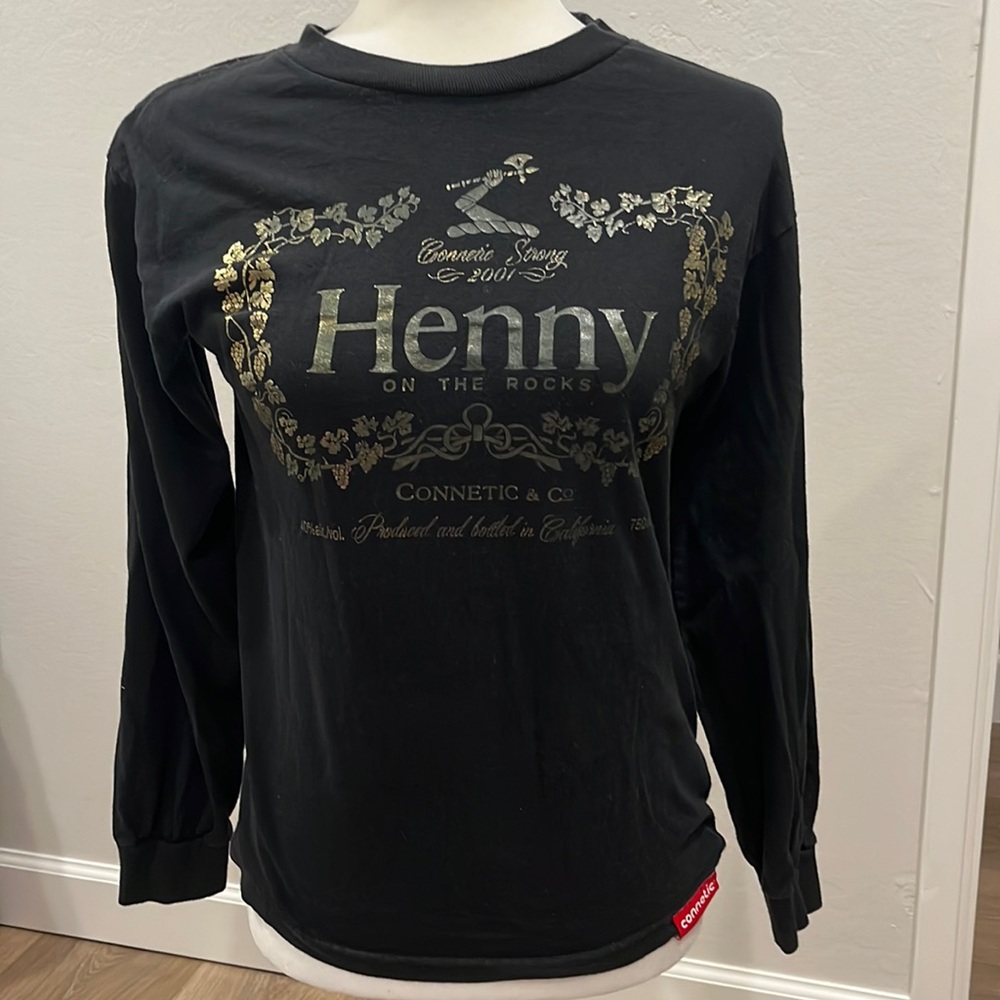 Womens henny shirt